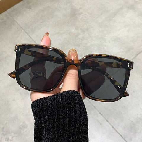Oversized Sunglass