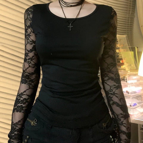 SUCHCUTE Black Gothic T-shirt