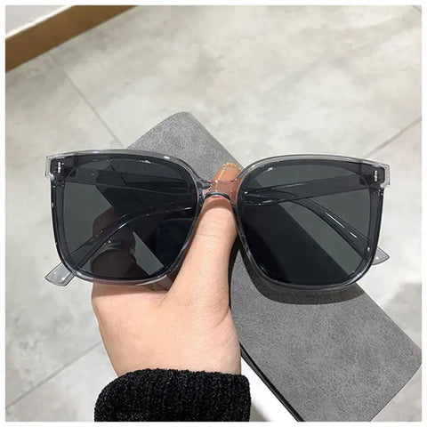 Oversized Sunglass