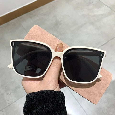 Oversized Sunglass