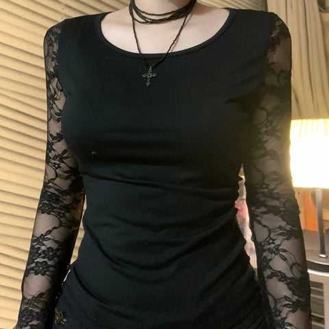SUCHCUTE Black Gothic T-shirt