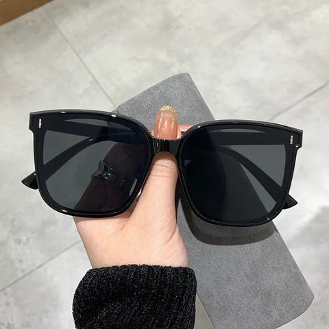 Oversized Sunglass