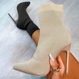 Elastic Boots