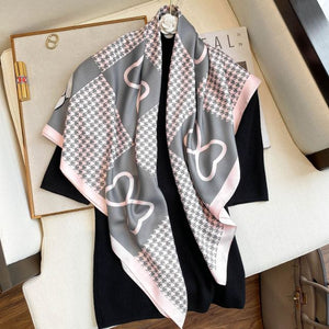 Lady Scarve