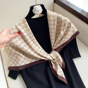 Lady Scarve
