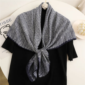 Lady Scarve