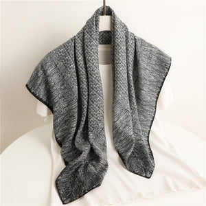 Lady Scarve