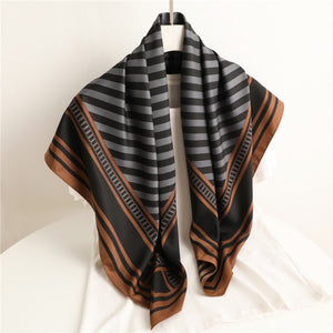 Lady Scarve